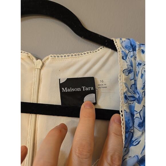 NWT Maison Tara Blue Floral V-Neck Ruffle Sleeveless Maxi Dress Womans Size 16 - Picture 7 of 9